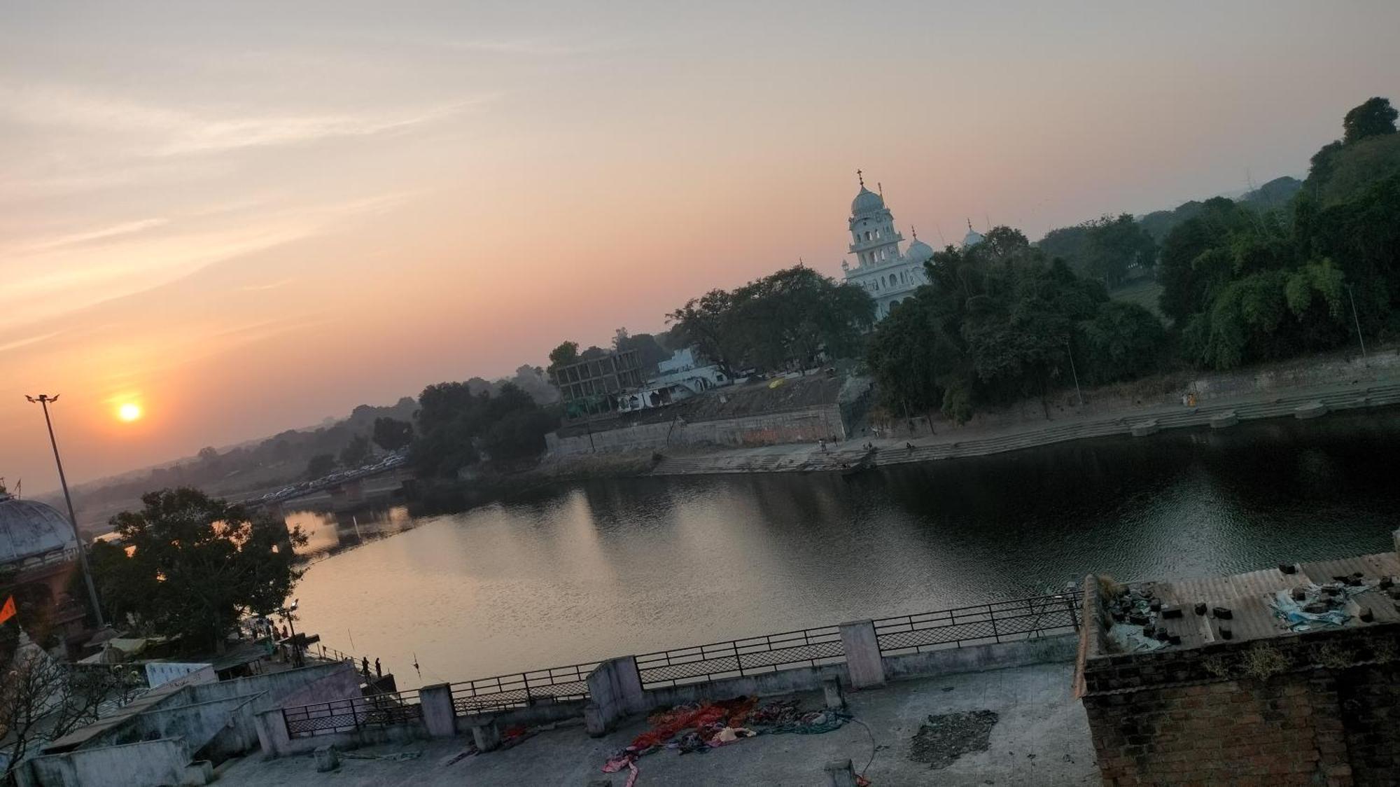Kailash Kuti Guest House Ujjain Extérieur photo